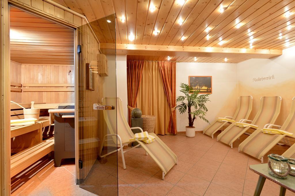 Hotel Theresia Garni Sankt Johann in Tirol Exterior foto